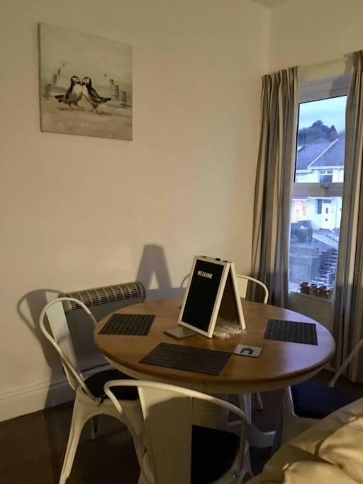Hillcrest Cottage, Comfy Flat, Trendy Uplands Area Swansea Exterior foto